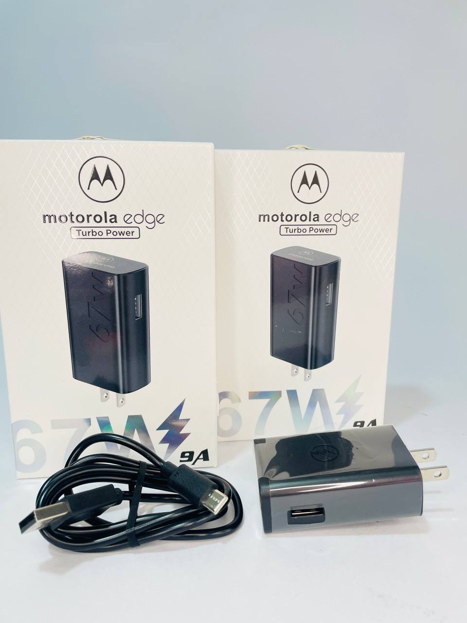 Cargador Motorola TurboPower 67W